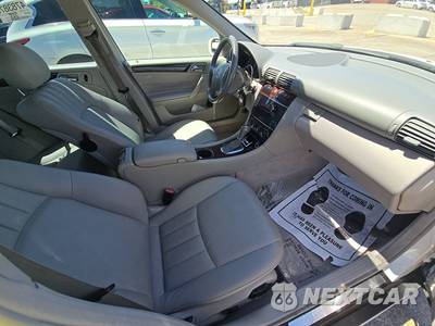 2005 Mercedes-Benz C 240 4MATIC Sedan - zdjęcie 8 z 46 - miniatura
