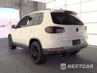 2012 Volkswagen Tiguan SE - zdjęcie 6 z 38 - miniatura