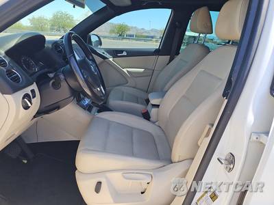 2012 Volkswagen Tiguan SE - zdjęcie 7 z 38 - miniatura