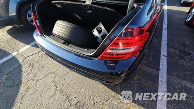 2013 Mercedes-Benz C 250 Sedan - zdjęcie 35 z 44 - miniatura