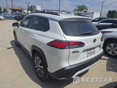 2023 Toyota Corolla Cross XLE - zdjęcie 6 z 25 - miniatura