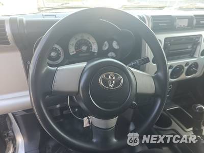 2007 Toyota FJ Cruiser w/Rear Doors - zdjęcie 10 z 47 - miniatura