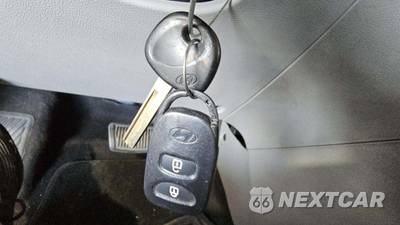 2017 Hyundai Accent SE Sedan - zdjęcie 19 z 36 - miniatura