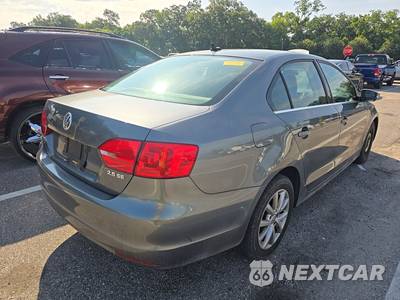2013 Volkswagen Jetta SE Sedan w/Convenience & Sunroof - zdjęcie 4 z 40 - miniatura