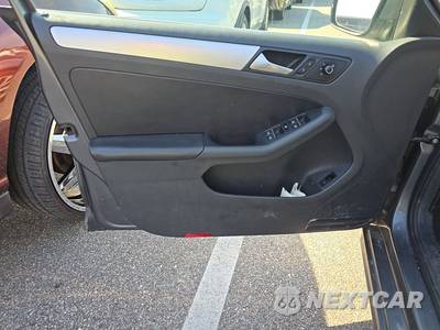 2013 Volkswagen Jetta SE Sedan w/Convenience & Sunroof - zdjęcie 9 z 40 - miniatura
