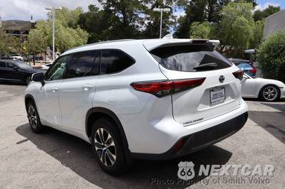 2022 Toyota Highlander Hybrid XLE - zdjęcie 3 z 25 - miniatura