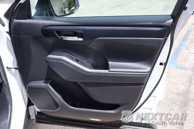 2022 Toyota Highlander Hybrid XLE - zdjęcie 17 z 25 - miniatura