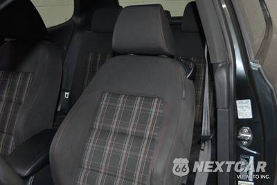 2011 Volkswagen GTI w/Sunroof & Navigation - zdjęcie 13 z 28 - miniatura