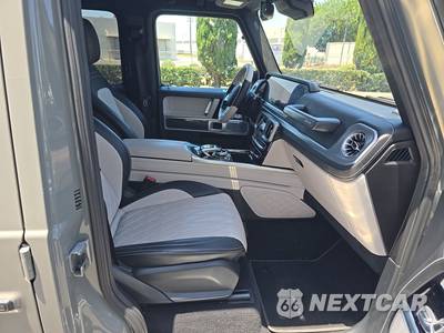 2021 Mercedes-Benz G 550 4MATIC - zdjęcie 8 z 20 - miniatura