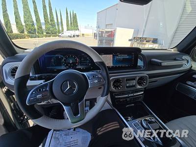 2021 Mercedes-Benz G 550 4MATIC - zdjęcie 11 z 20 - miniatura