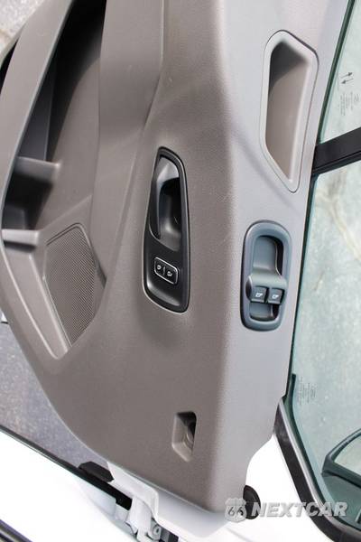 2025 Ford Transit 350 Cargo Van High Roof 148.0" WB - zdjęcie 31 z 50 - miniatura