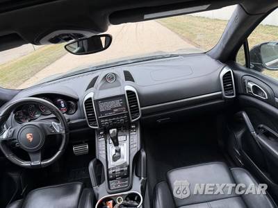 2014 Porsche Cayenne Turbo S - zdjęcie 28 z 50 - miniatura