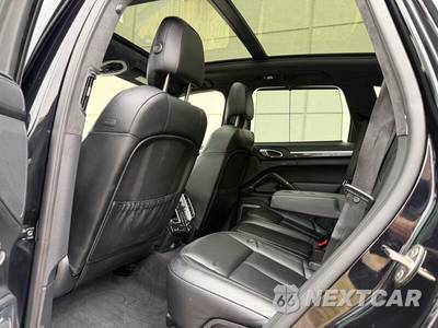 2014 Porsche Cayenne Turbo S - zdjęcie 35 z 50 - miniatura