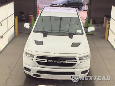 2023 Ram 1500 Laramie Crew Cab Short Bed - zdjęcie 2 z 24 - miniatura