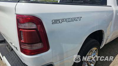 2023 Ram 1500 Laramie Crew Cab Short Bed - zdjęcie 22 z 24 - miniatura