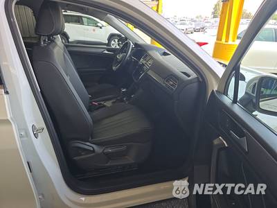 2023 Volkswagen Tiguan SE - zdjęcie 8 z 42 - miniatura