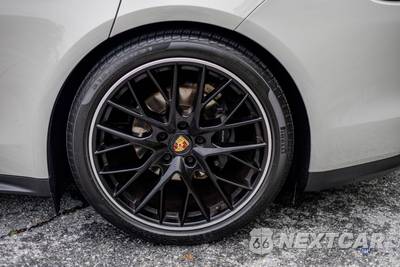 2022 Porsche Panamera 4 Platinum Edition - zdjęcie 8 z 67 - miniatura