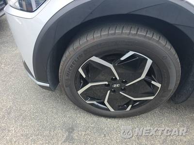 2024 Hyundai IONIQ 5 SEL - zdjęcie 17 z 30 - miniatura
