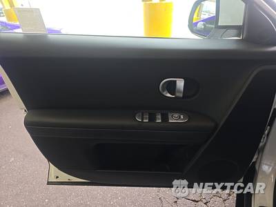 2024 Hyundai IONIQ 5 SEL - zdjęcie 9 z 31 - miniatura