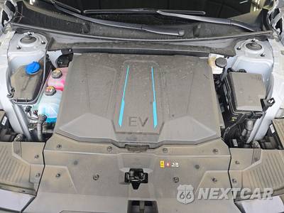 2024 Hyundai IONIQ 5 SEL - zdjęcie 15 z 26 - miniatura