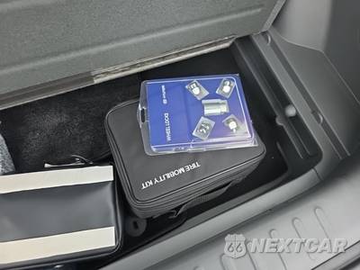 2024 Hyundai IONIQ 5 SEL - zdjęcie 17 z 22 - miniatura