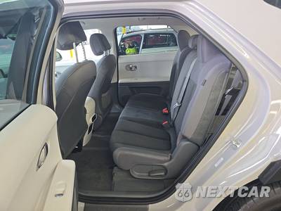 2024 Hyundai IONIQ 5 SEL - zdjęcie 13 z 33 - miniatura