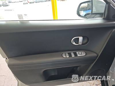 2024 Hyundai IONIQ 5 SEL - zdjęcie 9 z 25 - miniatura