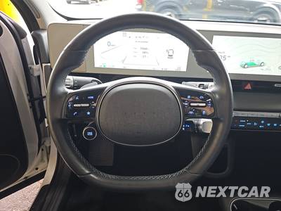 2024 Hyundai IONIQ 5 SEL - zdjęcie 10 z 26 - miniatura