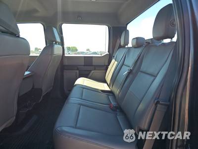 2018 Ford Super Duty F-350 Cab Chassis XL Crew Cab DRW - zdjęcie 13 z 33 - miniatura