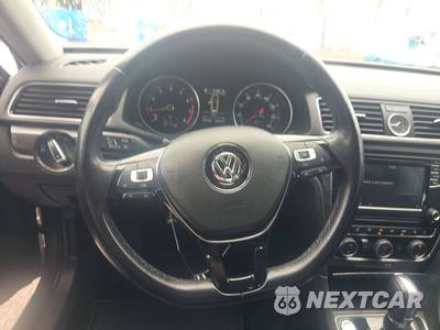 2017 Volkswagen Passat 1.8T SE - zdjęcie 10 z 26 - miniatura