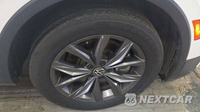 2022 Volkswagen Tiguan 2.0T SE - zdjęcie 33 z 39 - miniatura