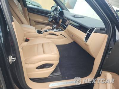 2023 Porsche Cayenne S Platinum Edition - zdjęcie 8 z 21 - miniatura