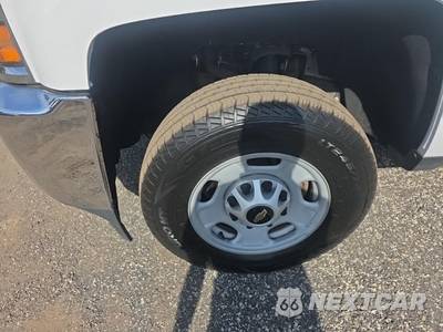 2016 Chevrolet Silverado 2500HD WT Crew Cab Long Bed 1WT - zdjęcie 8 z 24 - miniatura