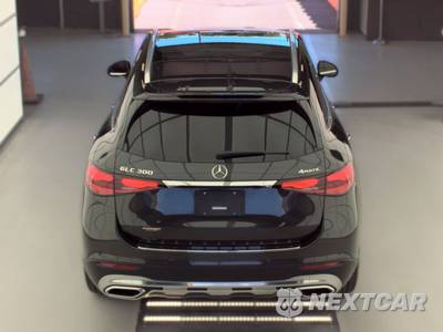 2025 Mercedes-Benz GLC 300 4MATIC - zdjęcie 5 z 19 - miniatura