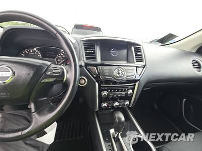 2019 Nissan Pathfinder SV - zdjęcie 11 z 27 - miniatura