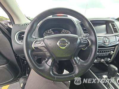 2019 Nissan Pathfinder SV - zdjęcie 10 z 27 - miniatura