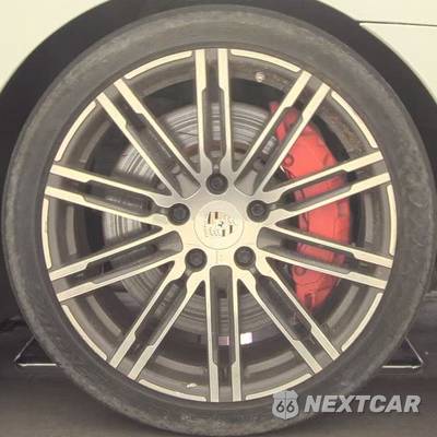 2015 Porsche Panamera GTS - zdjęcie 37 z 48 - miniatura