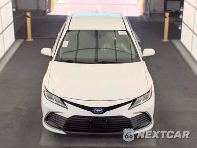 2022 Toyota Camry Hybrid LE - zdjęcie 2 z 33 - miniatura