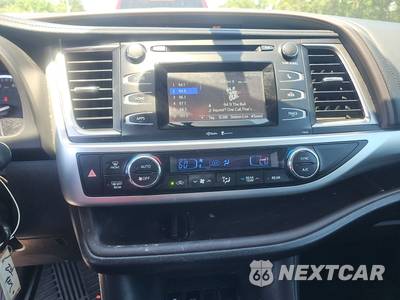 2015 Toyota Highlander LE Plus - zdjęcie 11 z 29 - miniatura