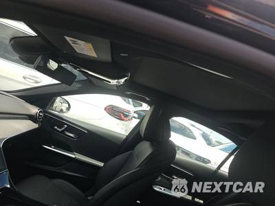 2025 Mercedes-Benz C 300 - zdjęcie 17 z 21 - miniatura