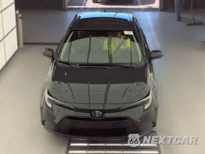 2024 Toyota Corolla Hybrid LE Sedan - zdjęcie 2 z 27 - miniatura