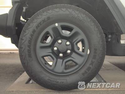 2026 Jeep Wrangler 4 Door Sport - zdjęcie 9 z 26 - miniatura