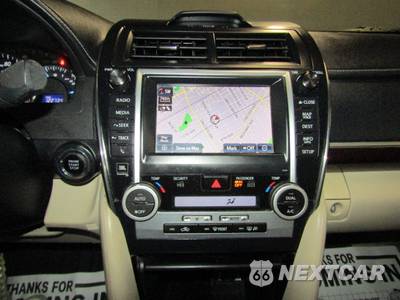 2013 Toyota Camry XLE - zdjęcie 14 z 20 - miniatura
