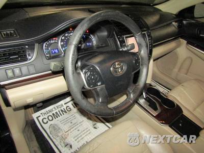 2013 Toyota Camry XLE - zdjęcie 9 z 20 - miniatura