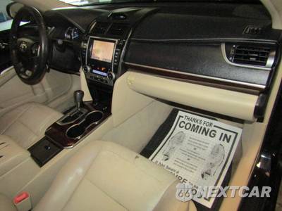 2013 Toyota Camry XLE - zdjęcie 15 z 20 - miniatura