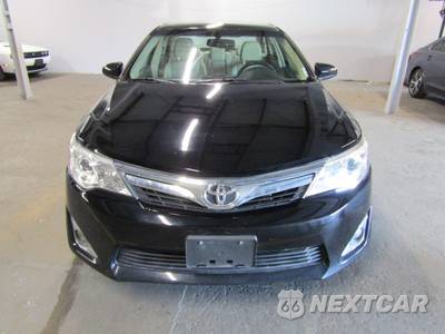 2013 Toyota Camry XLE - zdjęcie 2 z 20 - miniatura