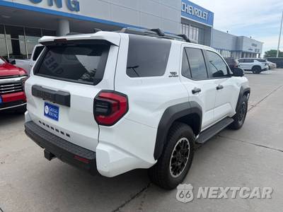 2025 Toyota 4Runner TRD Off-Road Premium - zdjęcie 3 z 20 - miniatura