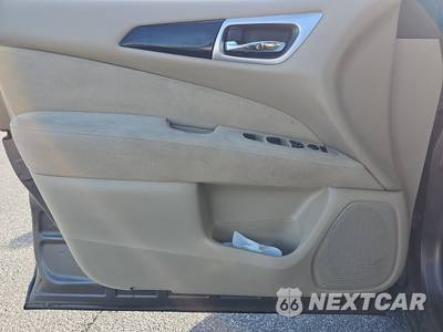 2013 Nissan Pathfinder S - zdjęcie 9 z 64 - miniatura