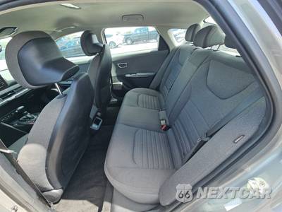 2025 Kia K4 EX - zdjęcie 13 z 24 - miniatura