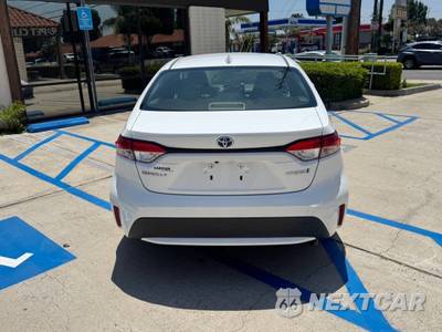 2021 Toyota Corolla Hybrid LE Sedan - zdjęcie 6 z 42 - miniatura